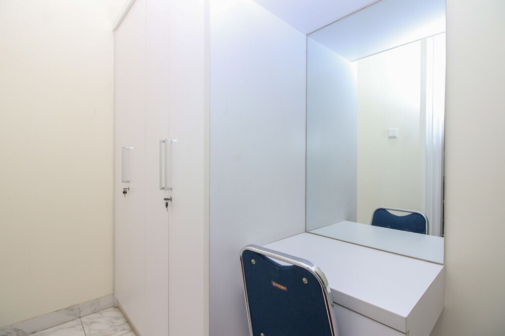 Джакарта: Airy Eco Syariah Pondok Indah Pinang Perak Empat 9 Jakarta