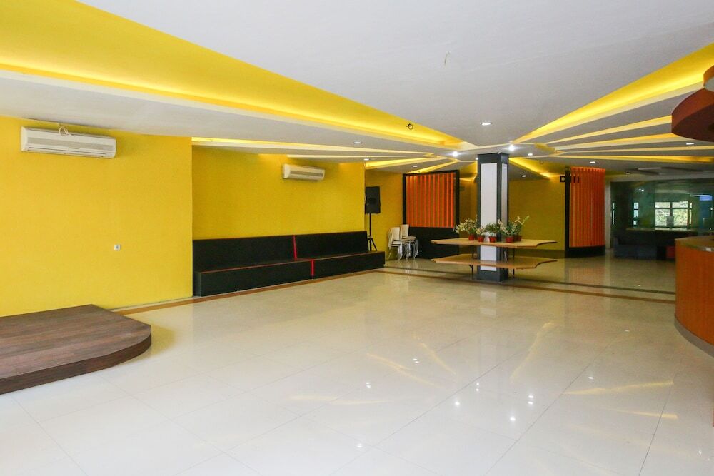 Макассар: Airy Sungai Saddang Baru 18H Makassar