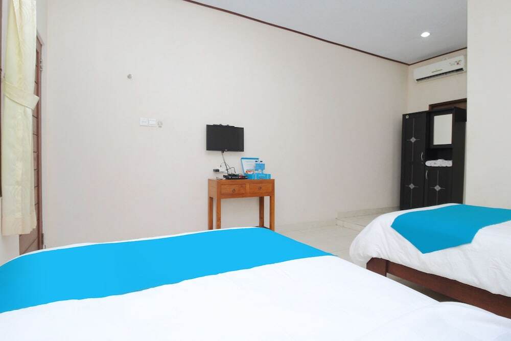 Бунутан: Airy Amed Bunutan Bangle Bali
