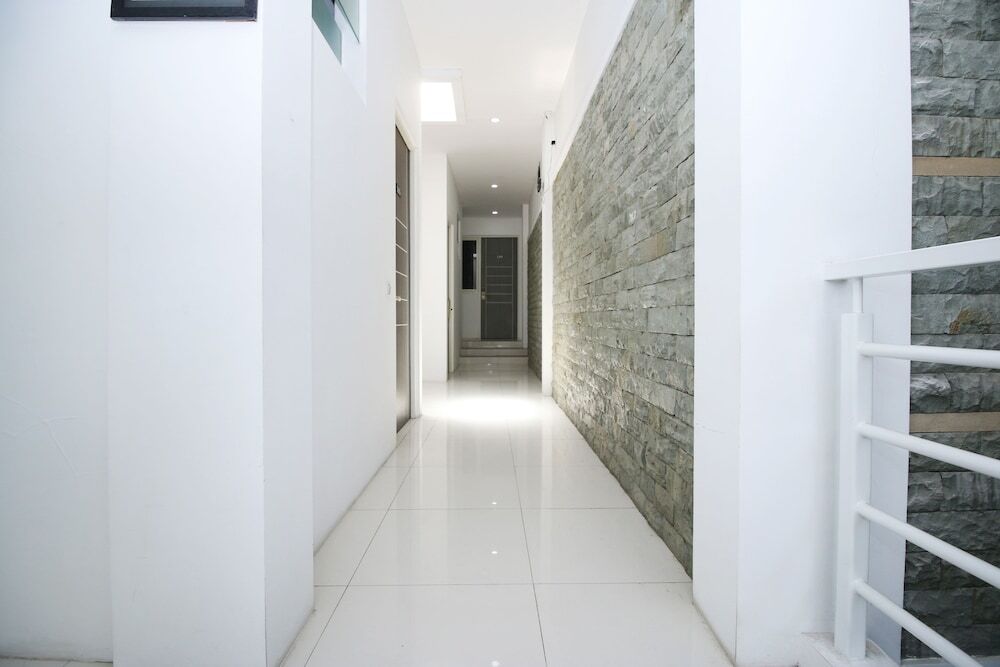 Сурабая: Airy Syariah Central Park AA1 Wiguna Utara Surabaya