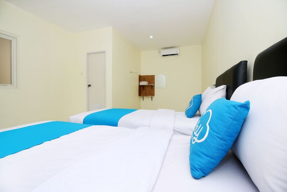 Сурабая: Airy Mulyorejo Kalijudan 125B Surabaya