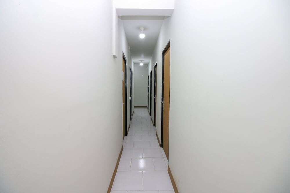 Джакарта: Airy Eco Syariah Bandara Soekarno Hatta Taman Mahkota 7 Tangerang