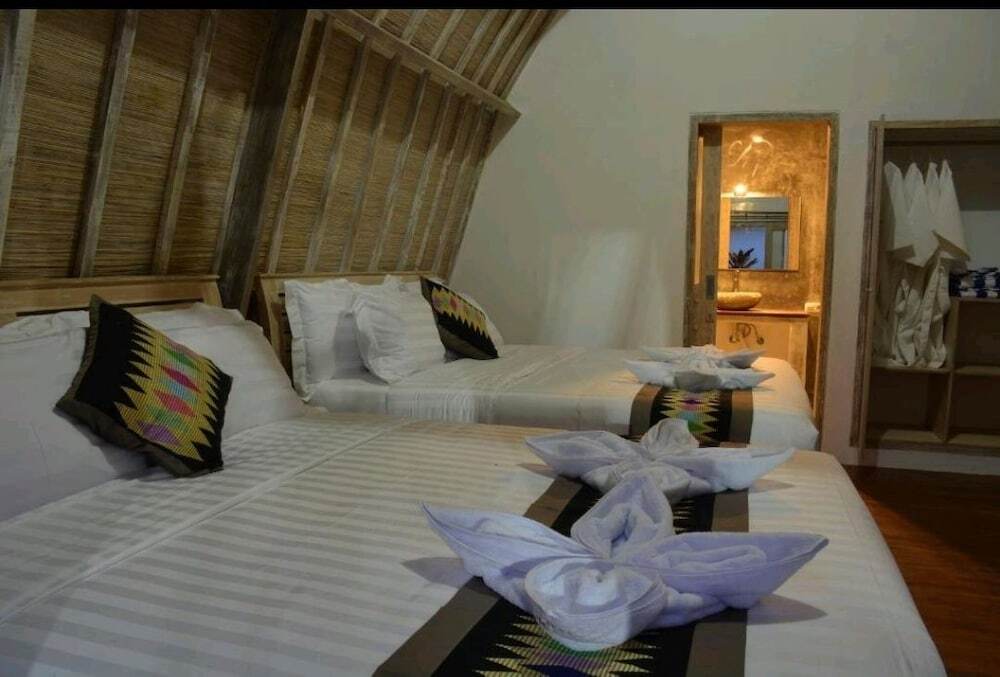Кута: Lavella Villa's