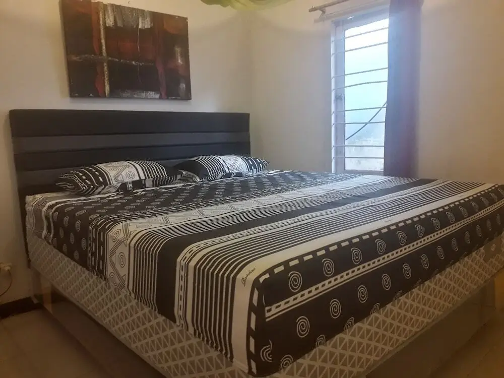 Горонтало: Harry & Mimin Homestay
