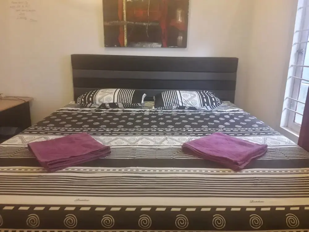 Горонтало: Harry & Mimin Homestay