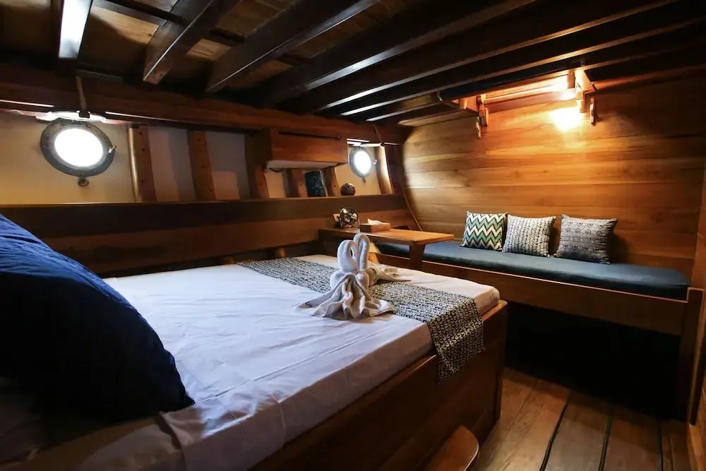 Лабуан-Баджо: Tanaka Liveaboard Raja Ampat