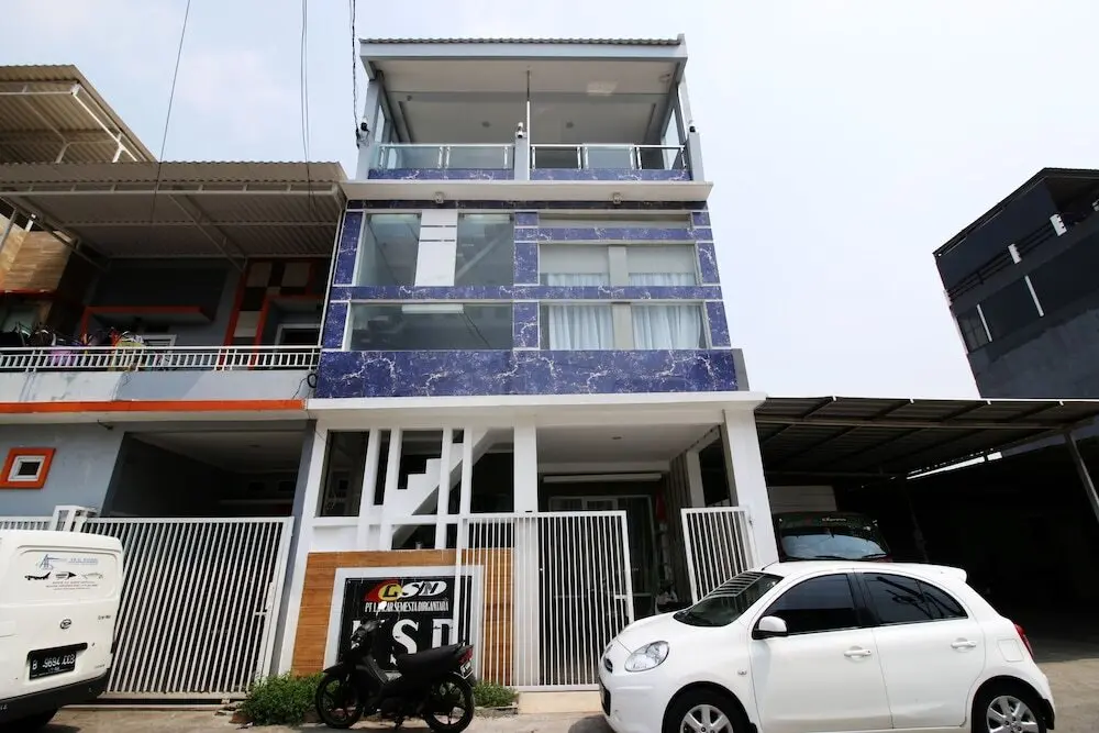 Джакарта: Kamar Keluarga Bandara VI Syariah