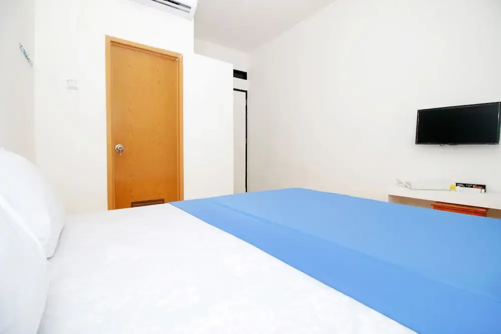 Джакарта: Kamar Keluarga Haji Peeng Syariah