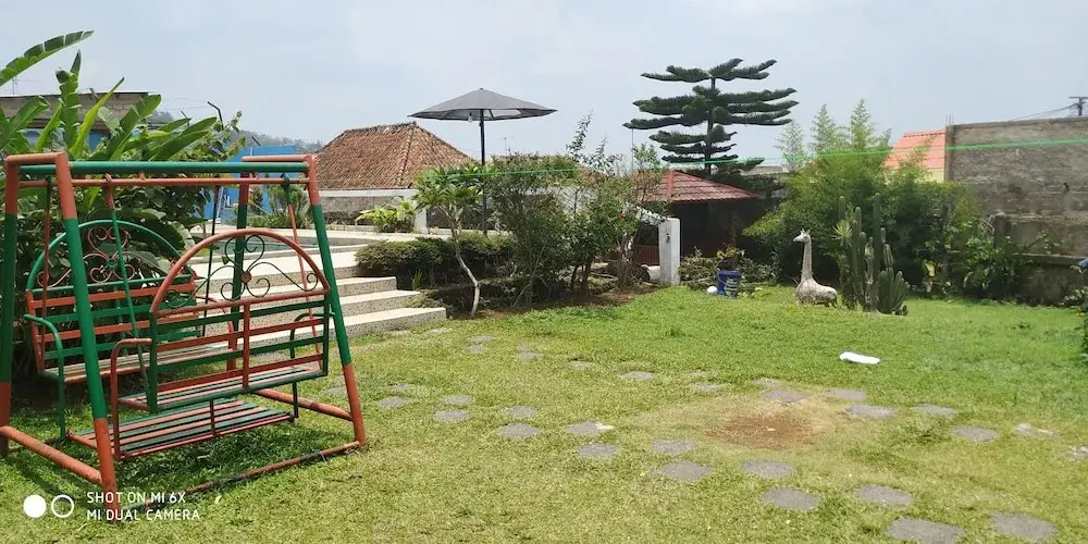 Чипанас: Villa Pribadi Beunying 35 pax