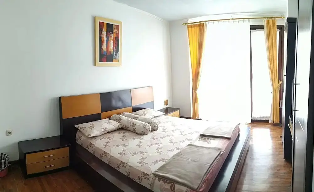 Чипанас: Villa Pinggir Danau Puncak for 30 pax