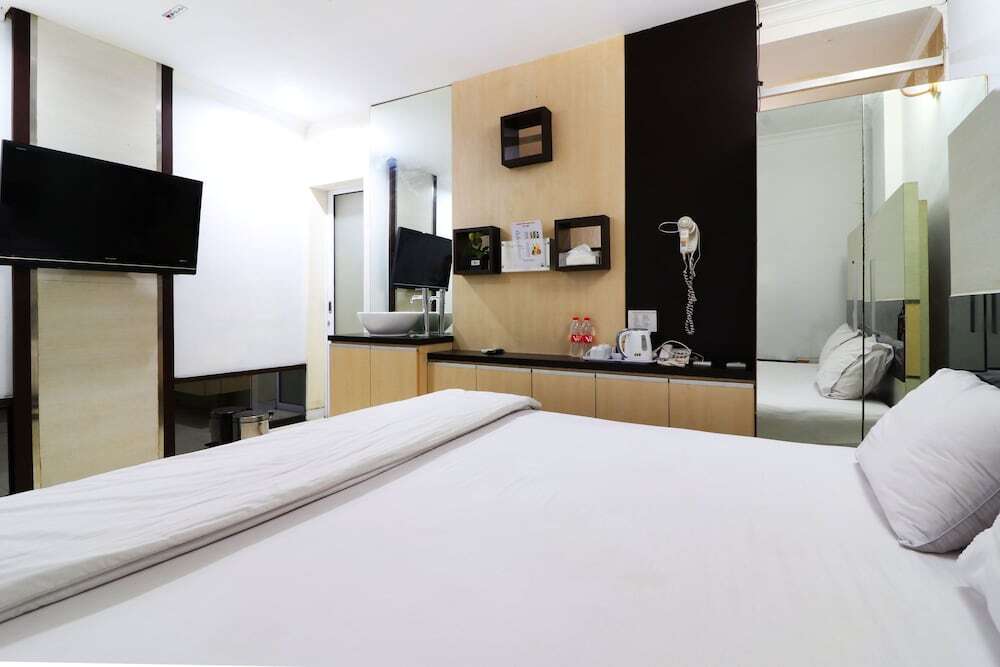 Чикаранг: Gran Surya Hotel Cikarang