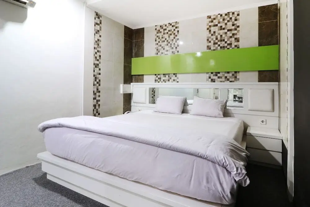 Чикаранг: Gran Surya Hotel Cikarang