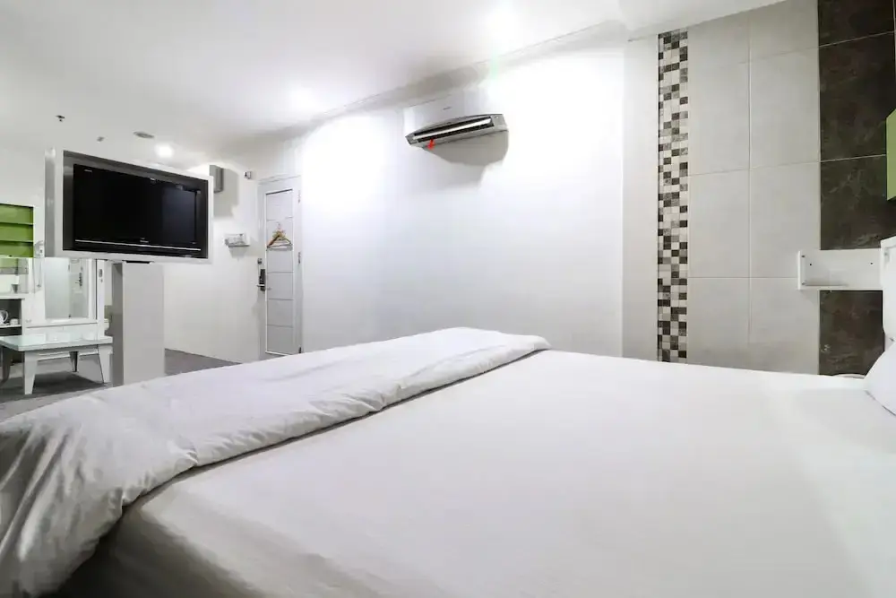 Чикаранг: Gran Surya Hotel Cikarang