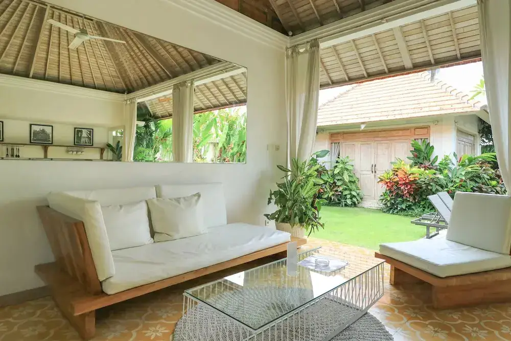 Чангу: Victoria Villa French