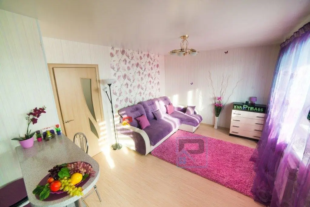 Екатеринбург: Realist Na Bardina Apartments