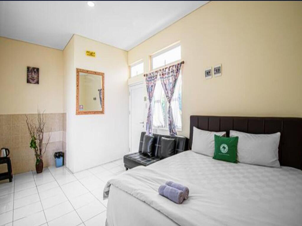 Сукарайя: Helinium Homestay Bogor