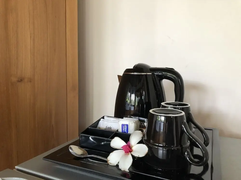 Сидемен: Nirarta Centre for Living Awareness