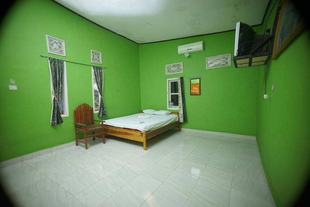 Бира: Hotel Bira Panda Beach 1