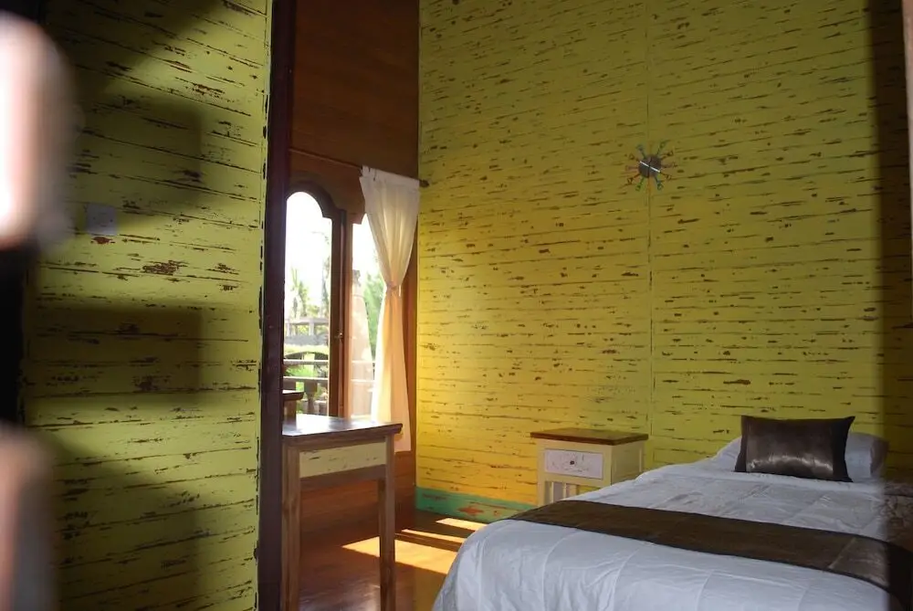 Темеси: Villa Bali Borneo
