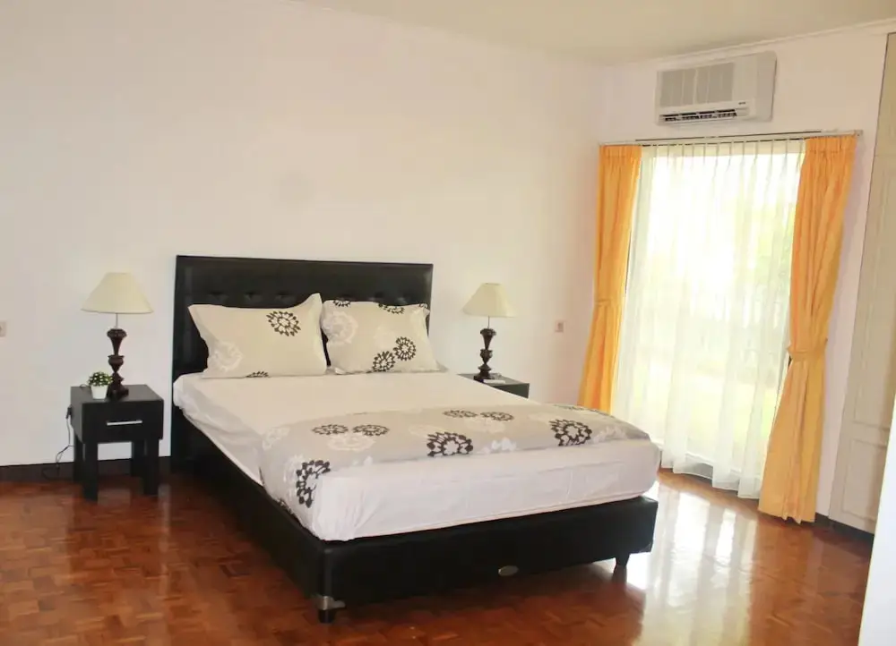 Джакарта: Siaga Raya 3 Villas