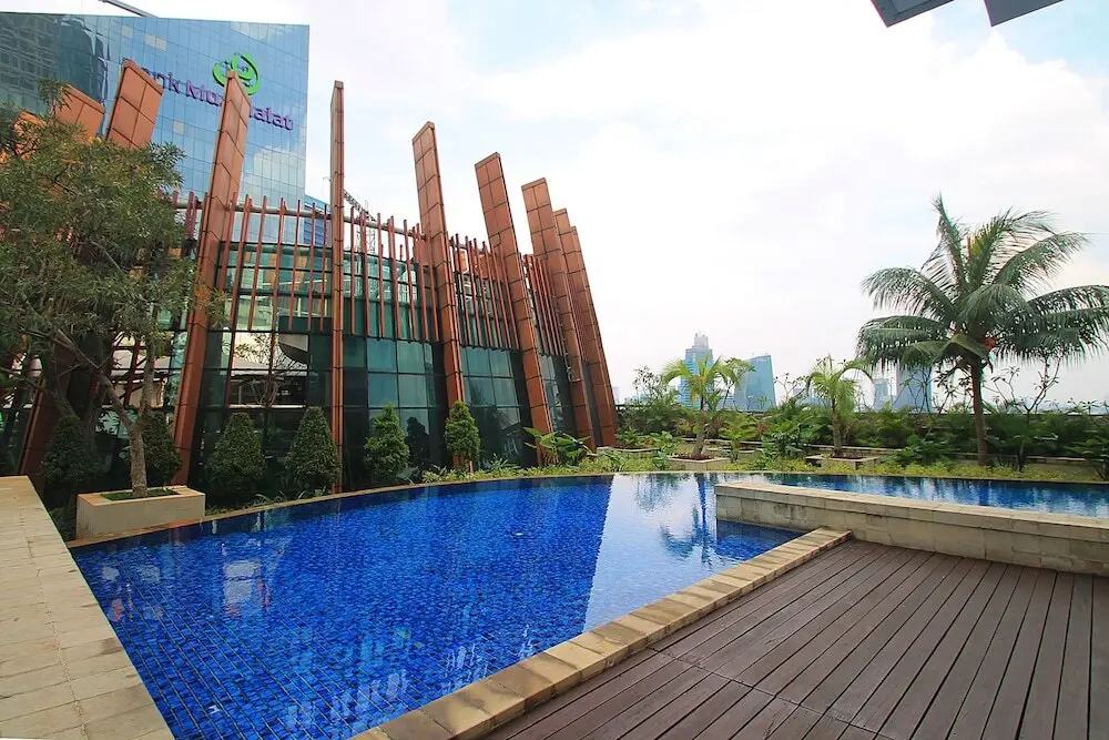 Джакарта: The Condotel at Kuningan City Apartment