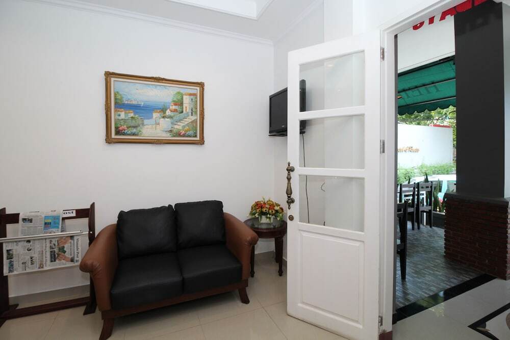 Манадо: Airy Sario Sam Ratulangi 229 Manado