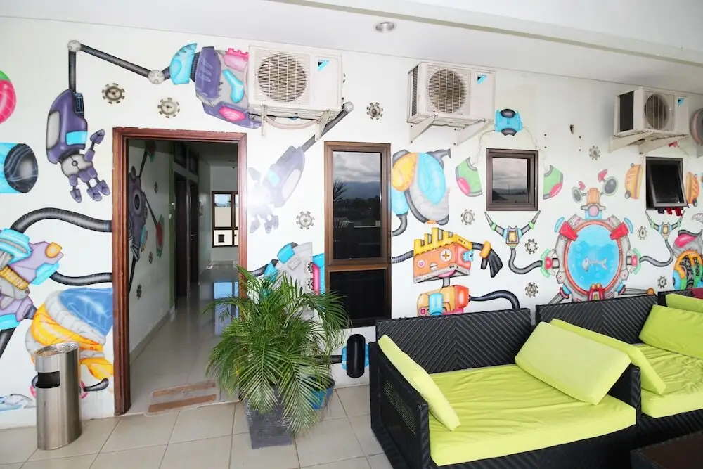 Манадо: Airy Wenang WR Supratman 6 Manado