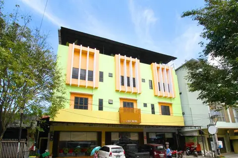 Airy Wenang WR Supratman 6 Manado — фото 1