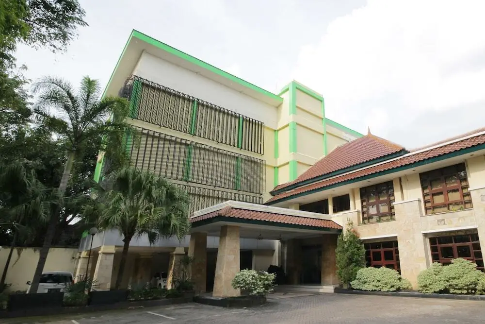 Боджонегоро: Airy Alun Alun Bojonegoro Trunojoyo 2