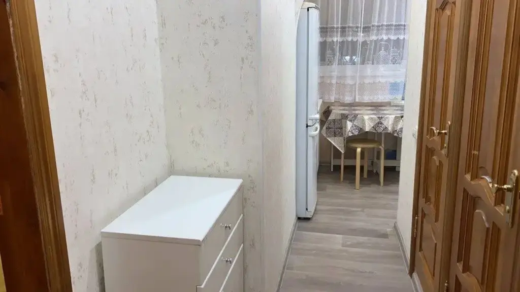 Новый Уренгой: Апартаменты "МИР" пр-кт Ленинградский, д. 11