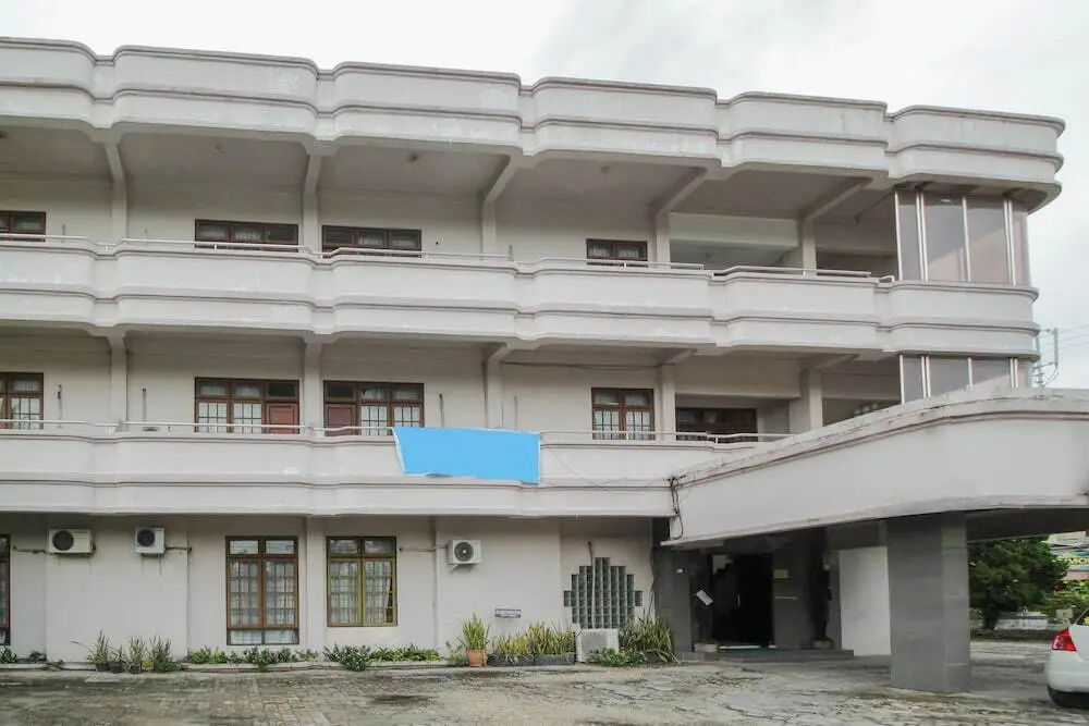 Airy Ahmad Yani Irian 2 Palangkaraya — фото 1