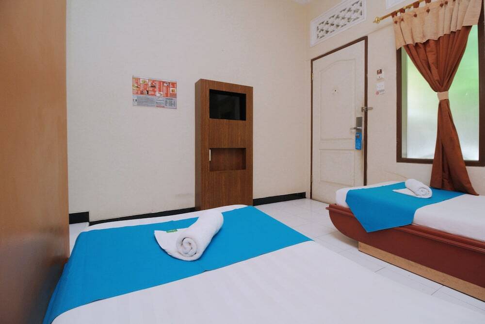 Блитар: Airy Dimoro Batanghari Blitar