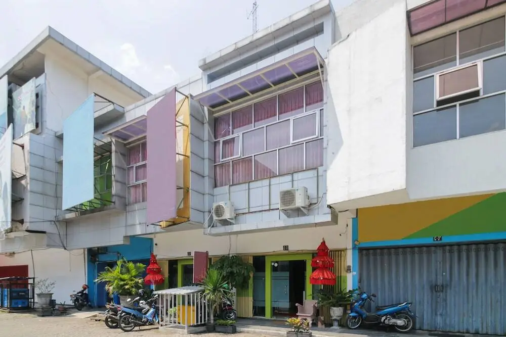 Маланг: Airy Syariah Blimbing De Panorama Square Kavling C2 Malang