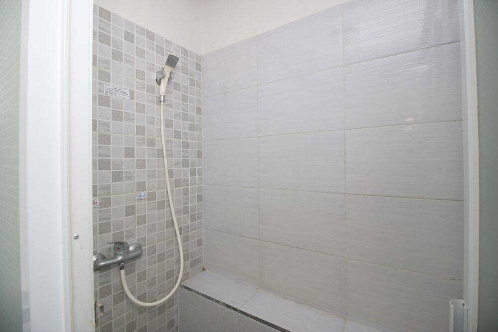 Чиребон: Airy Grage City Ahmad Yani 39 Cirebon