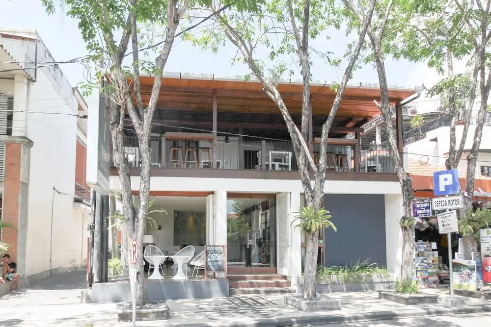 Кута: Airy Legian 131 Kuta Bali