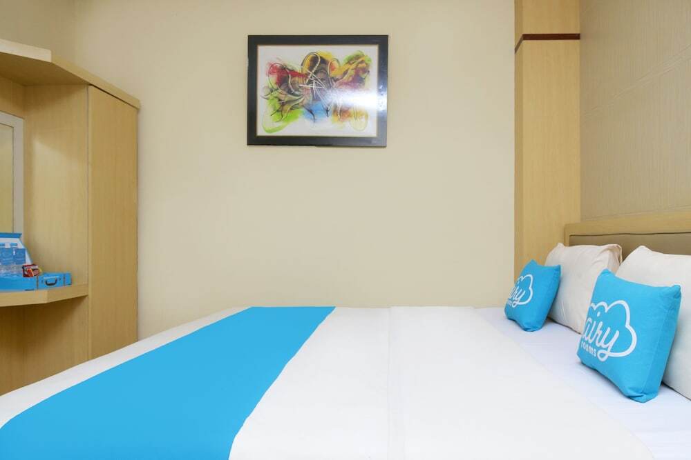 Кендари: Airy Korumba Malik Raya 22V Kendari
