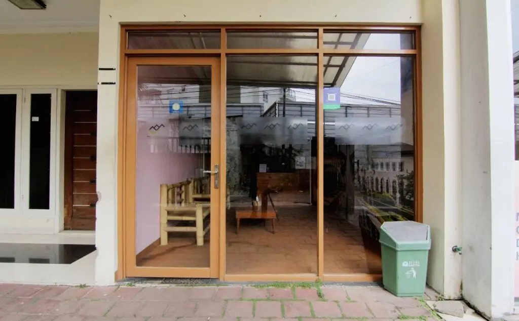 Бандунг: Radio Backpacker Guesthouse