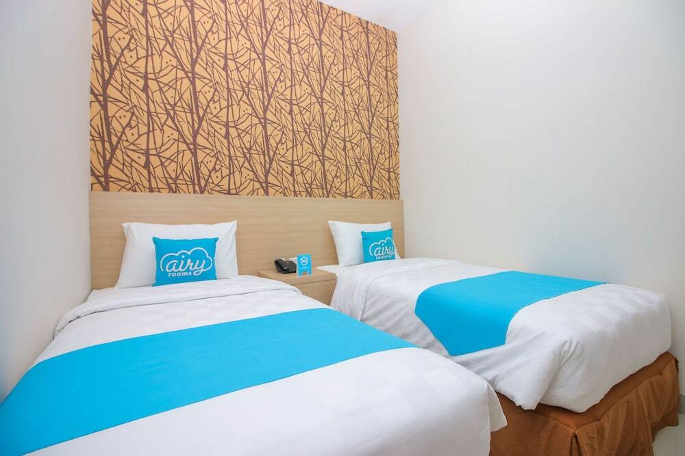 Манадо: Airy Bahu Wolter Monginsidi 26 Manado