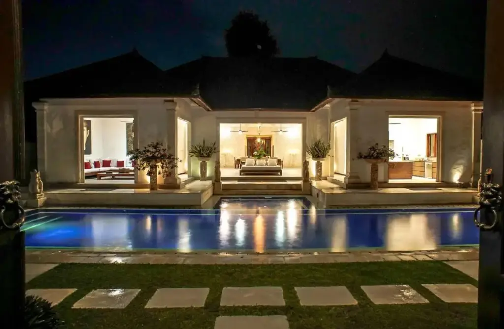 Кута: Yaz Villa Seminyak