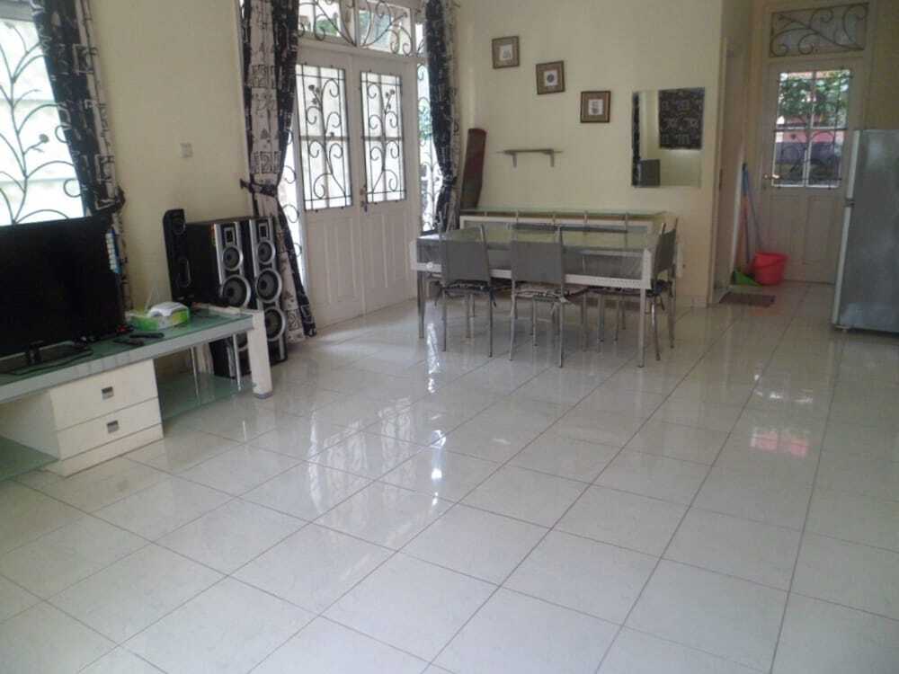 Чипанас: Villa Kota Bunga Mawar