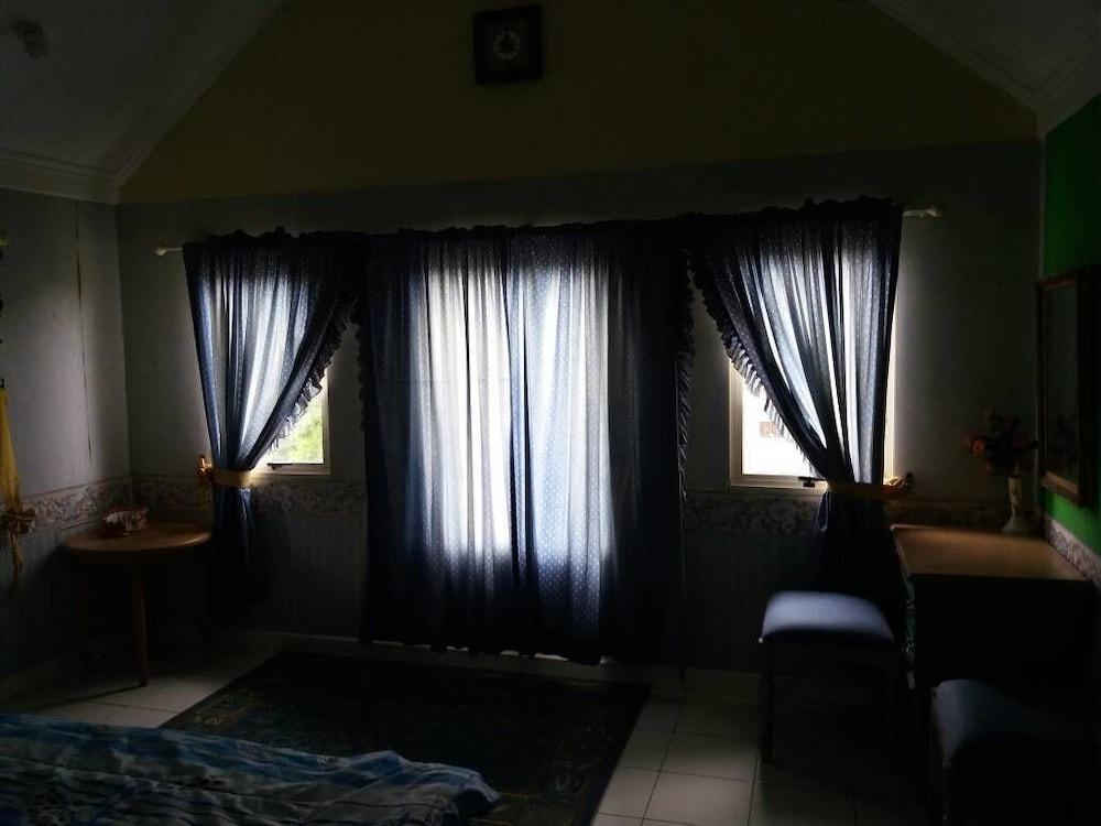 Чипанас: Villa Kota Bunga Sakura