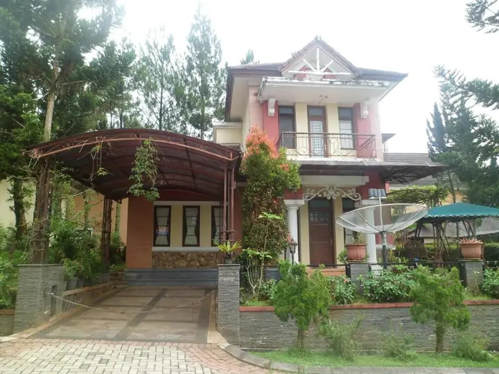 Чипанас: Villa Kota Bunga Seruni
