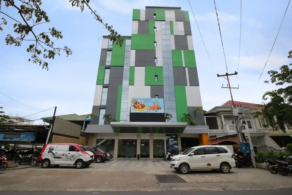 Понтианак: Airy Pontianak Selatan WR Supratman 33