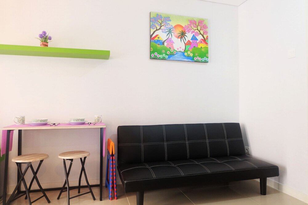 Джакарта: 1 BR Comfort Central Park By Travelio