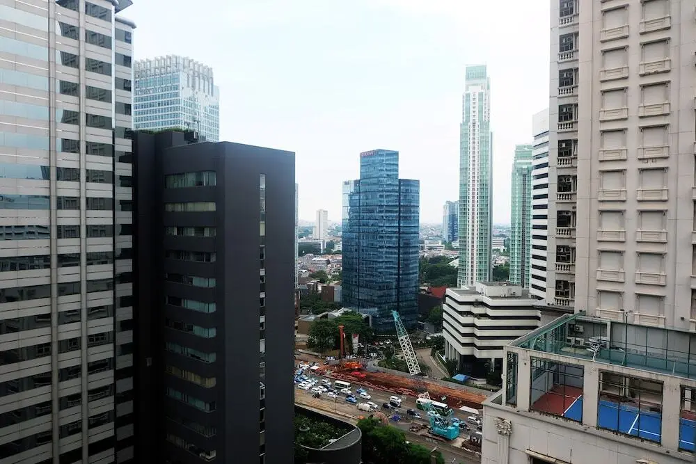 Джакарта: 2 BR Central Location Sahid Sudirman Residence By Travelio
