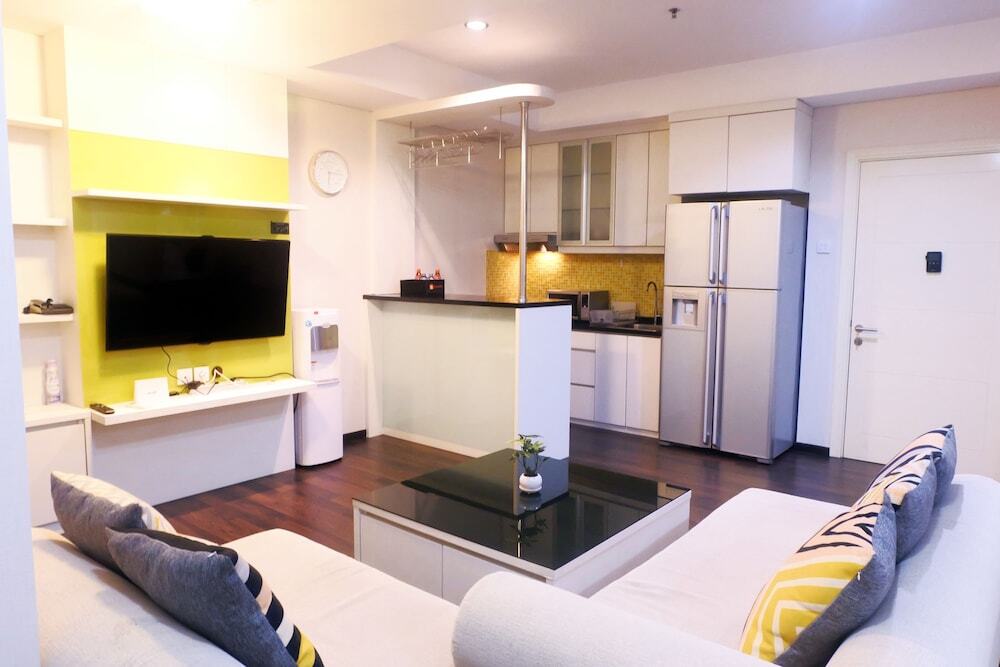 Джакарта: Big Studio at Cosmo Terrace Apartment Thamrin City By Travelio