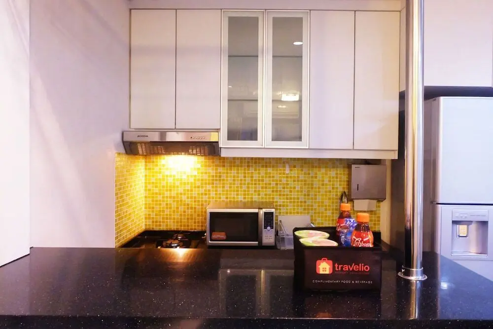 Джакарта: Big Studio at Cosmo Terrace Apartment Thamrin City By Travelio