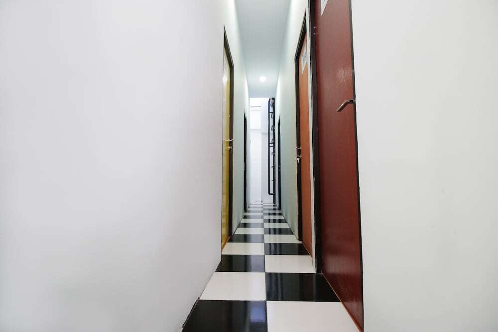 Джакарта: Airy Eco Syariah Bandara Soekarno Hatta Taman Mahkota Tangerang