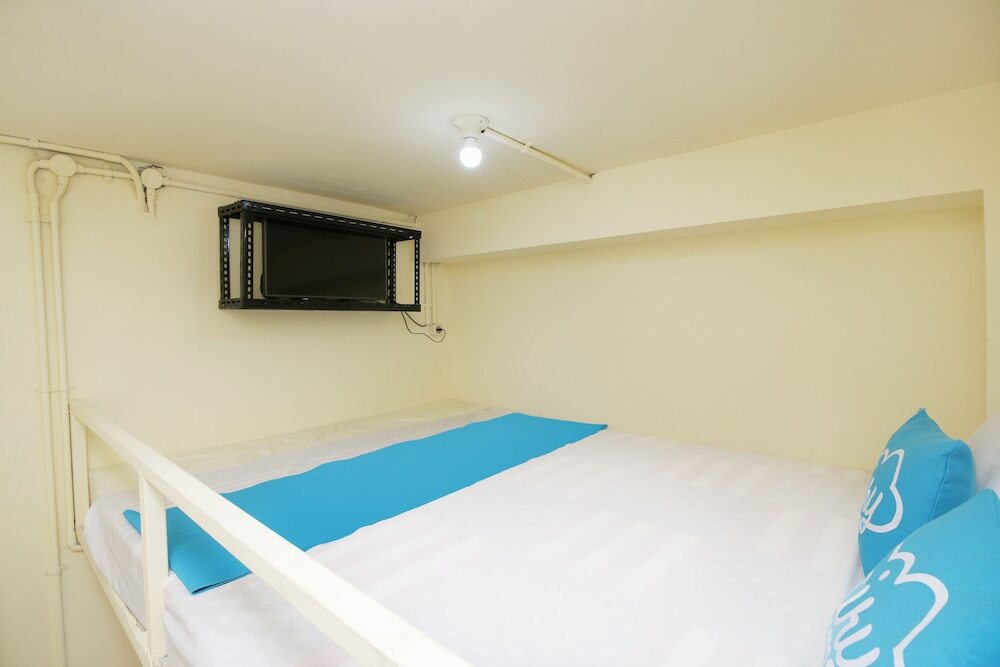 Джакарта: Airy Eco Syariah Bandara Soekarno Hatta Taman Mahkota Tangerang