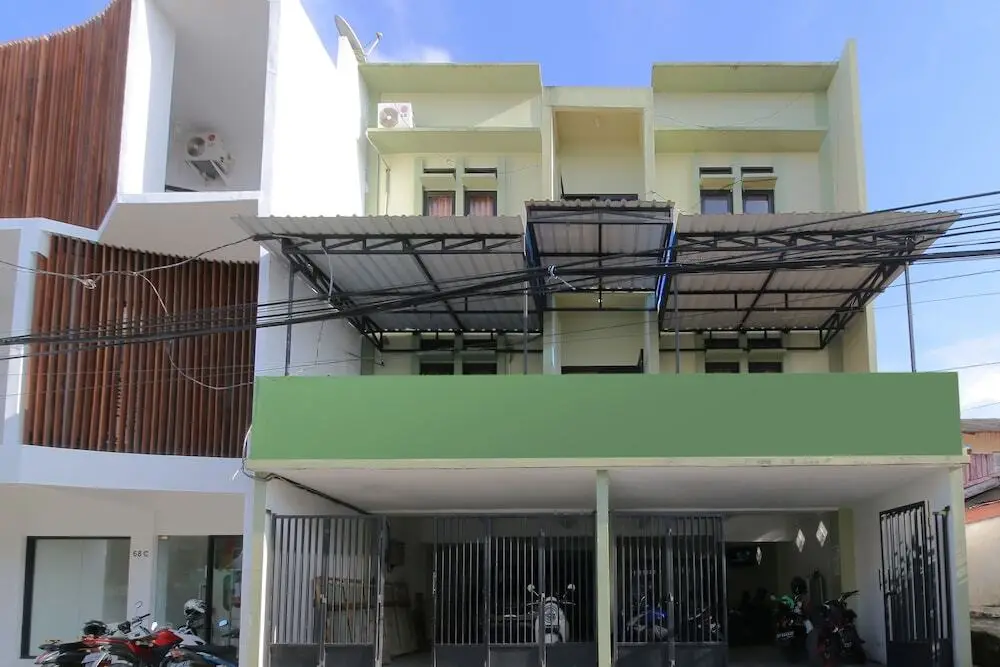Airy Eco Syariah MT Haryono Gang Mex 68C Balikpapan — фото 1